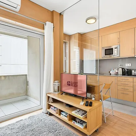 Guestready - Cosy Near Arrabida Shopping Lägenhet *