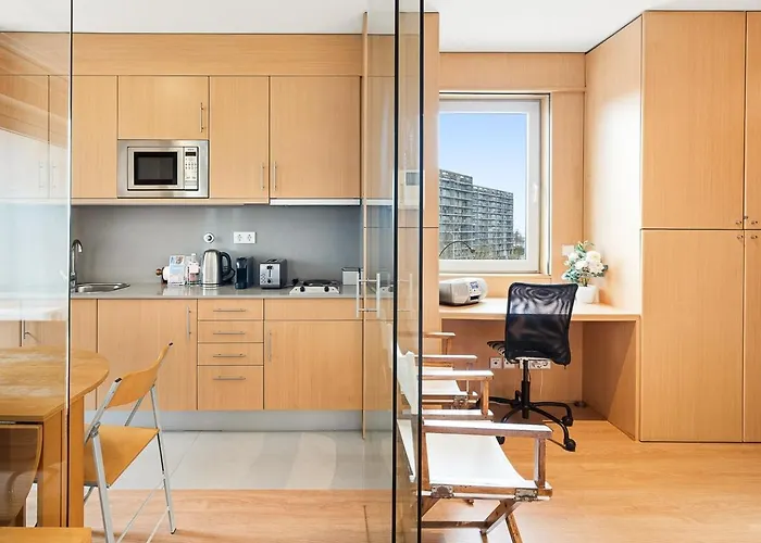 Guestready - Cosy Near Arrabida Shopping